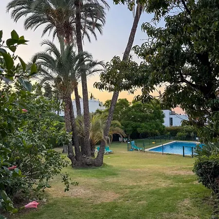 Luksusowy Z Ogrodem - - Puerto Banus 아파트 *