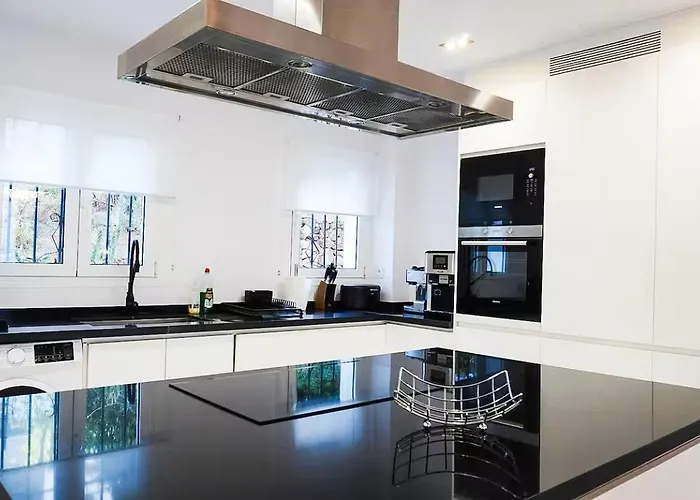 Apartament Luksusowy Z Ogrodem - - Puerto Banus